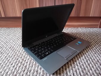 HP Elitebook 820 G1 s i5 , SSD, 12,5" - 9