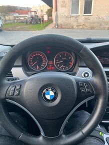 BMW E91 330xd Touring - 9