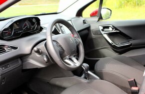 Peugeot 208 1.2 PureTech Allure E6.2 A/T - 9