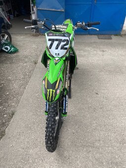 Kawasaki kxf 250 - 9