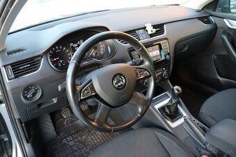 Škoda Octavia Combi 2.0 TDI Elegance/Style - 9