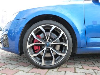 Škoda Octavia Combi 2.0 TDI DPF RS DSG - 9