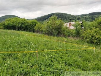 Pozemok v prírodnom prostredí s výhľadom nad obcou Zubák n - 9