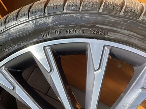 BECRUX  orig.skoda  5x112  7,5j x19 ET 48 VW Seat  225 40 R1 - 9