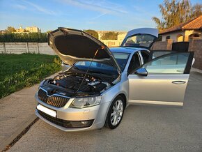 Škoda Octavia 2.0 TDI DSG 110Kw ELEGANCE - 9