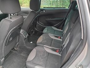 Peugeot 308 SW 1,6 eHDI - 9