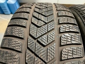 ZIMNA SADA DVOJROZMER 245/40 R19 275/35 R19 PIRELLI - 9