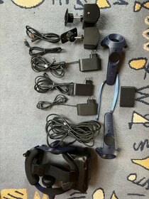 HTC VIVE PRO 2 FULL KIT - 9