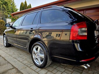 ŠKODA OCTAVIA COMBI II 4x4 1.9 TDI 77KW ELEGANCE FACELIFT - 9