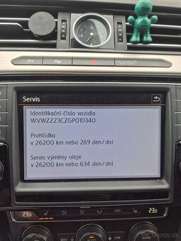 Volkswagen Passat Variant 2.0 TDI BMT Highline DSG - 9