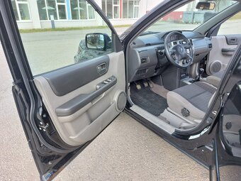 Nissan X-Trail 2.2 dCi 100kW - 9