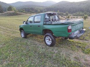 Toyotu Hilux - 9