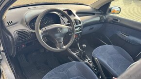 Peugeot 206 1.6 16V - 9