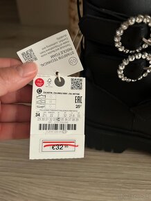 NÁDHERNÉ ČIŽMY S KAMIENKAMI značky ZARA, PC 32,95 EUR - 9