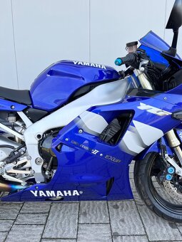 YAMAHA YZF-R1….2000…..TOP STAV - 9