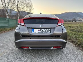 Honda Civic 1.3 i-VTEC Kúpené v SR 110 000 km - 9