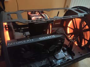 GIGABYTE GeForce RTX 3060 WINDFORCE OC 12G - 9