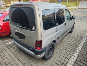 Citroen berlinog 2.0 hdi - 9