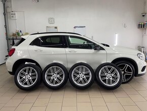 Mercedes-Benz GLA 200 d A/T - 9