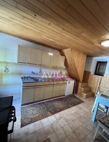 NA PREDAJ: 3izbový rodinný dom 50m2, 4km od mora - ostrov KR - 9