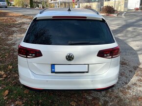 VW PASSAT VARIANT 2.0 TDI - 9