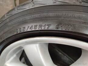 Predám tieto elektróny 5x112 225/45 R17 cena 160€ celá sada - 9