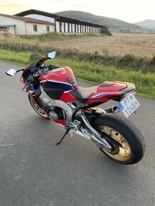 HONDA CBR 1000 RR SP1, 9/2020, 8866 km - 9