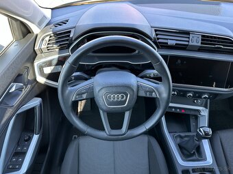 Audi Q3 35 1.5 TFSi M6, r.v.: 2021 - 9