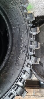 Predám pneu T3 237/70r16 offroad - 9