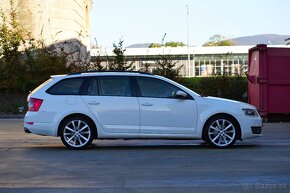 Škoda Octavia Combi 2.0TDI DSG Business - 9