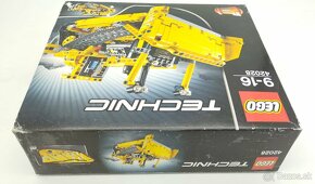 LEGO Technic 42028 Bulldozer - 9