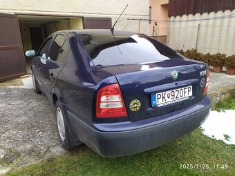 Škoda Octavia 1.6 benzín - 9