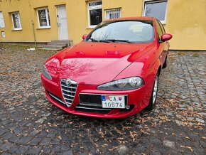 Alfa Romeo 147 1.6 T.S. - 9