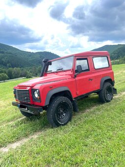 Land Rover Defender 90 - 9