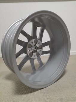 Alu disky R17 5x112 Et49 7J Seat Škoda Audi Volkswagen - 9