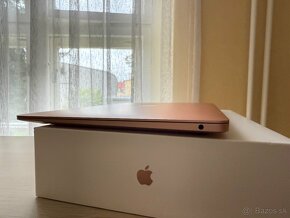 MacBook Air 13 8/256 ako nový M1 - 9