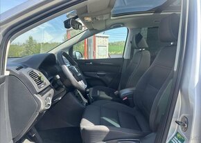 Seat Alhambra 2,0 TDI 103 kW Style PANORAMA nafta manuál - 9