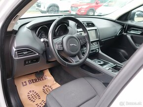 Jaguar F-Pace 2.0 20d  4x4 DPH 1MAJITEL AUTOMAT TOP STAV - 9