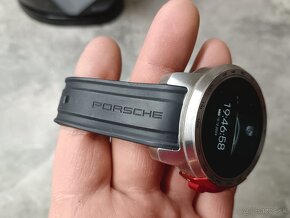 Porsche smart watch - 9