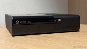 XBOX 360 500GB + Kinect + ovladac + volant - 9