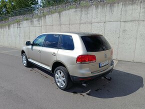 Vw Touareg 2.5 TDI 128kw 4x4 Nová STK  - 9