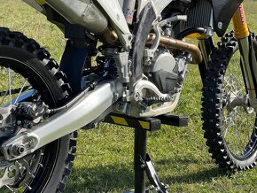 Suzuki RM-Z 250 2022 - 9