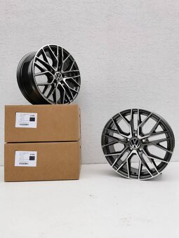 #3 Škoda , Vw  alu disky 8x18 5x112 ET45. - 9