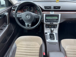 Volkswagen Passat Variant 2.0 TDI Highline DSG - 9