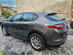 Alfa Romeo Stelvio 2.2 JTDM 210k Super AWD A/T - 9