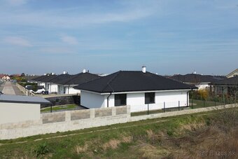 Samostatný bungalov, KALINKOVO, 534 m2 pozemok - 9