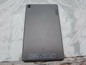 Tablet Lenovo Tab M8 TB-8505X + LTE / 8'' HD / 2 GB /32GB - 9