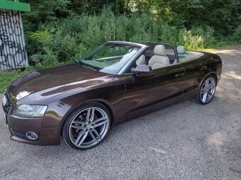 Audi A5  Cabrio  3,2 FSi  V6, Quatro, 195kw. - 9