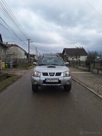 Nissan Navara 2.5 - 9