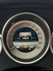 Mercedes benz cls 350D 4matic - 9